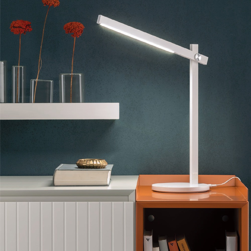 Table lamp Redo Omeo, metal, sand white, LED CCT, 5,5W, 465 lumens, 3000K/4500K/6500K, H.43 cm