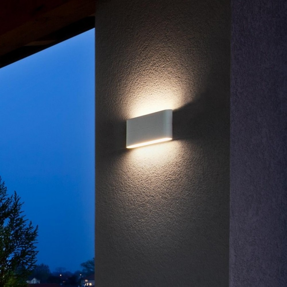 Wall lamp Redo Klippe, metal, sand white, LED, 13W, 750 lumens, warm white 3000K, IP54